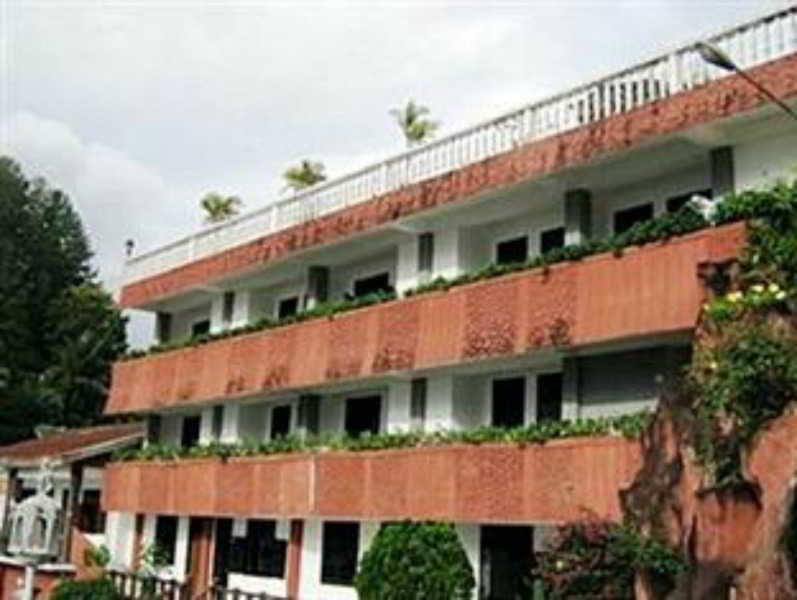 Danau Toba International Cottage Parapat Exterior photo
